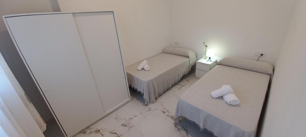 Confort Apartamento 2 Dormitorios Cordova Esterno foto